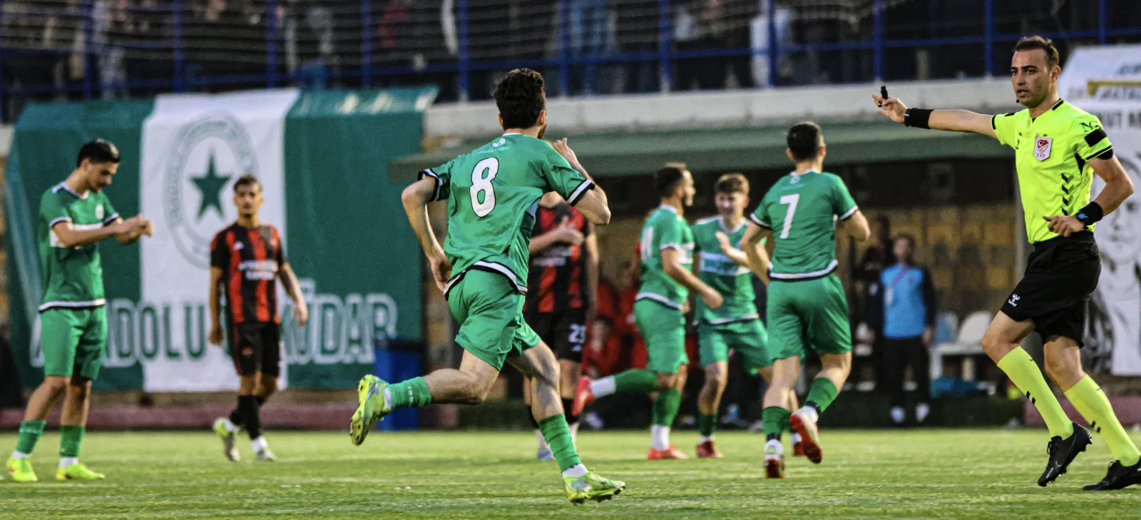 Dokuz Dakikada Üç Gol! Anadolu Üsküdar’dan Nefes Kesen 4-3’lük Zafer
